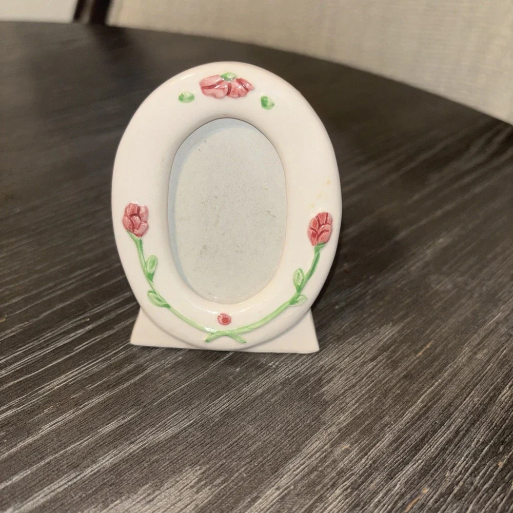 Vintage Romantic Oval Porcelain Pink Rose Fits 2x3 Photos